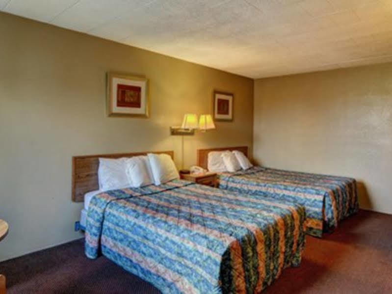Days Inn Clearfield Extérieur photo